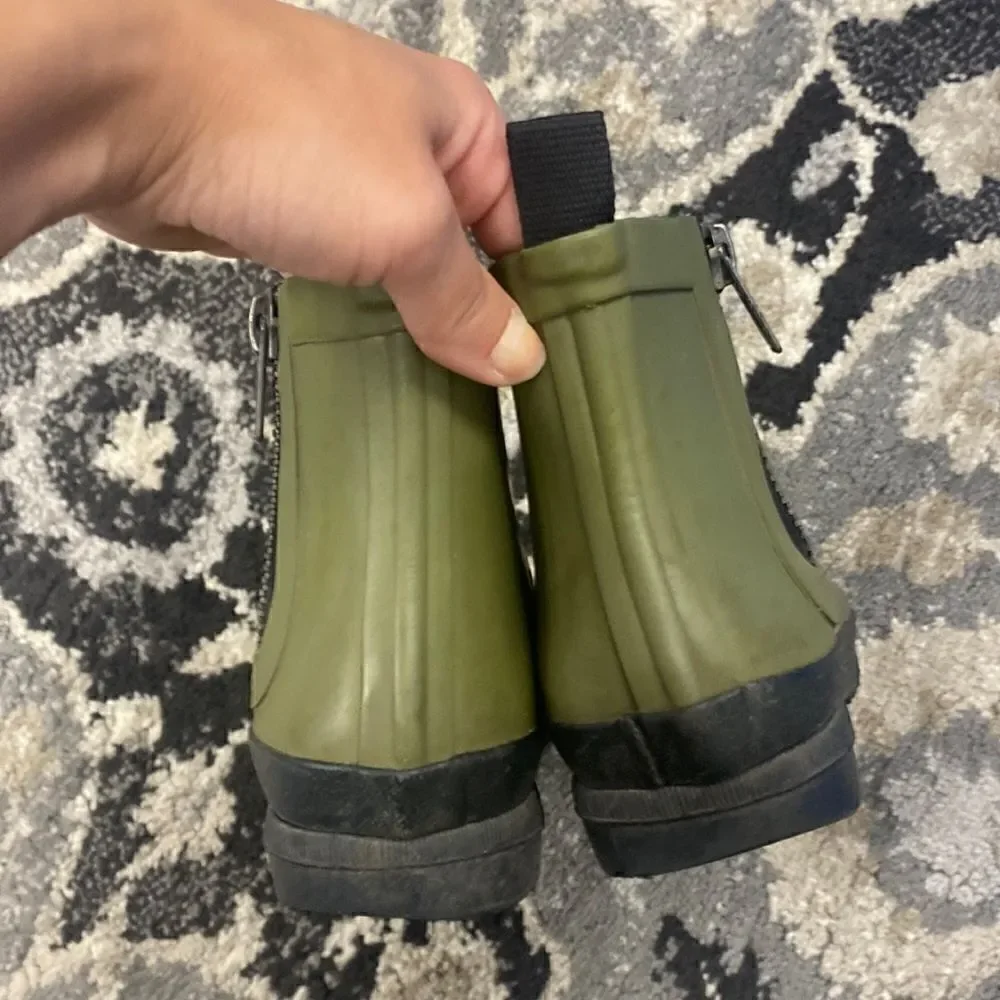Madewell The Zip-Up Lugsole Rain Boot